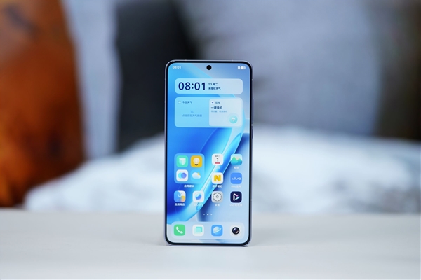 你的手机屏幕多大？近6成安卓手机已经超过6.7英寸