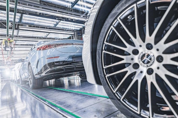 北京奔驰整车累计产量突破600万辆:年内将迎来多款重磅新品