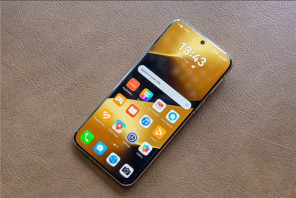 鸿蒙最强影像旗舰！华为Pura 90 Ultra配置出炉：2亿像素长焦+1英寸可变光圈