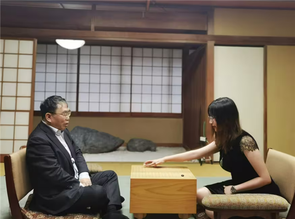 棋圣聂卫平病逝 女儿聂云菲发讣告悼念：2013年曾患癌 去年突发脑梗昏迷12天