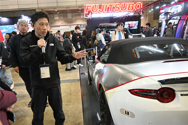 平时规规矩矩的车企 正在东京改装车展上释放天性