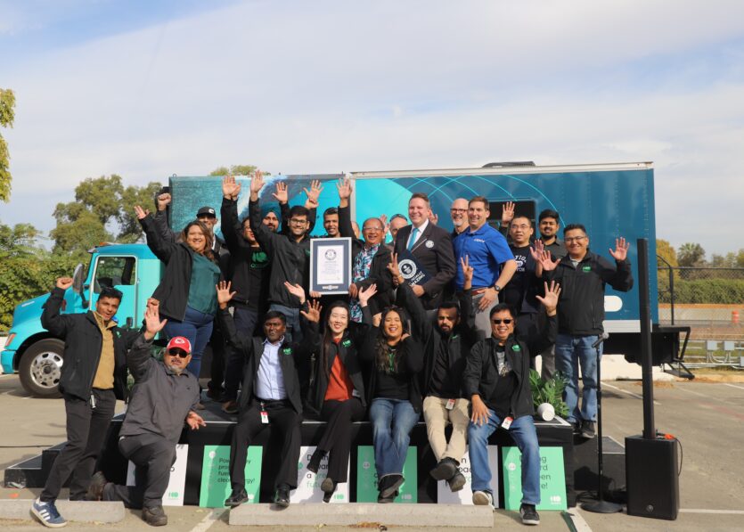 Hydrogen-powered truck sets world record for longest distance traveled without refueling